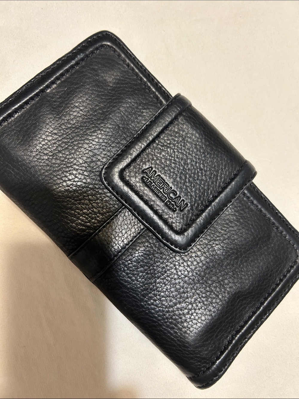 American Exchange Black Textured Leather Card & Key Holder